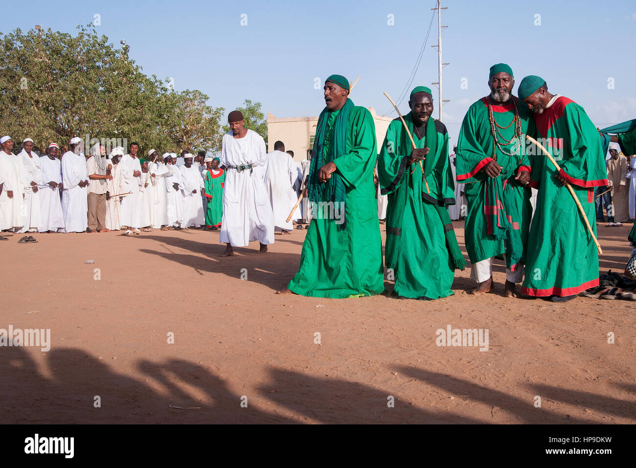 SUDAN, OMDURMAN: Jeden Freitag die Sufis von Omdurman, die andere Hälfte des nördlichen Sudan Hauptstadt Khartum, sammeln für ihre "Dhikr" - singen und tanzen Stockfoto