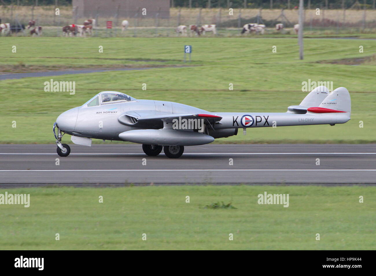 LN-DHY, eine de Havilland Vampire FB52 der norwegischen Luftwaffe historische Squadron, Prestwick Flughafen während der Scottish International Airshow 2016. Stockfoto