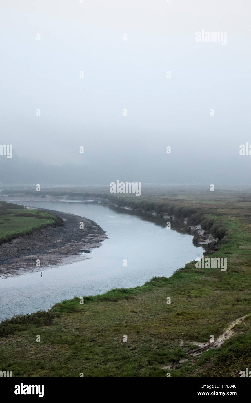 Uk Wetter nebligen Tag Mündung Fluss Gannel Newquay Cornwall Stockfoto