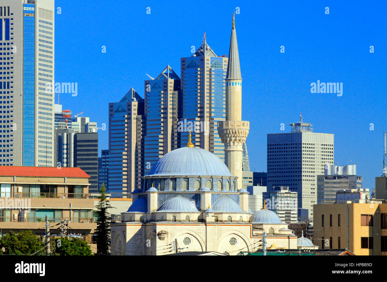 Tokyo Camii Shinjuku Wolkenkratzer Hintergrund Shibuya Tokio Japan Stockfoto