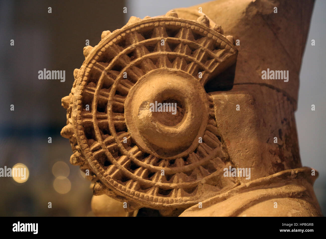 Dame von Elche. Begräbnis-Urne. 4. Jh.V.Chr. Von l'Alcudia. Iberische Skulptur. Frau trägt einen komplexen Kopfschmuck und Rad-ähnliche Großspulen. Detail. Stockfoto