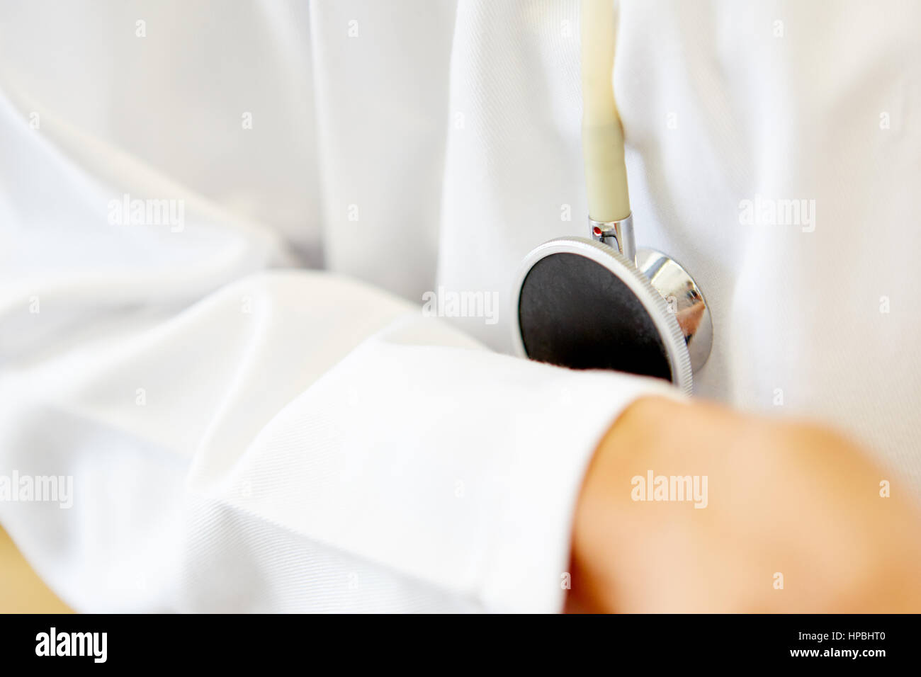 Stethoskop als medizinisches Instrument für kardiologische Untersuchung diagnostizieren Stockfoto