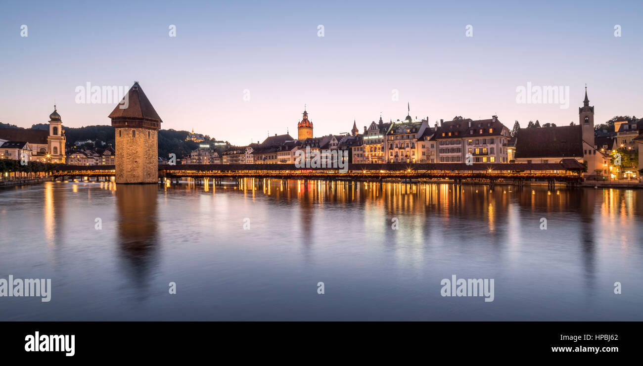 Kapellbrücke Panorama Luzern Schweiz Stockfoto