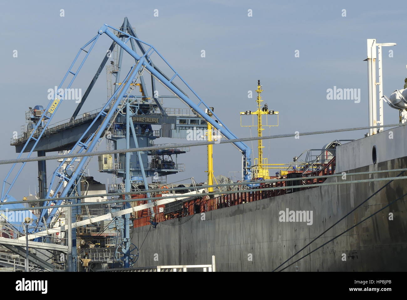 Lorient, Frankreich – 16. Dezember 2016: Produkte Tanker "Sea Ray" in Operations bei der Öl-Terminal von Lorient, Bretagne Frankreich. Stockfoto
