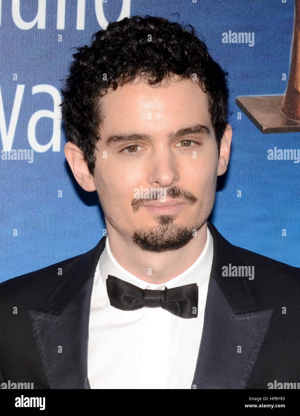 Damien Chazelle und Olivia Hamilton teilnehmen 2017 Writers Guild L.A. Preisverleihung bei The Beverly Hilton Hotel in Beverly Hills, Kalifornien am 19. Februar 2017. Stockfoto