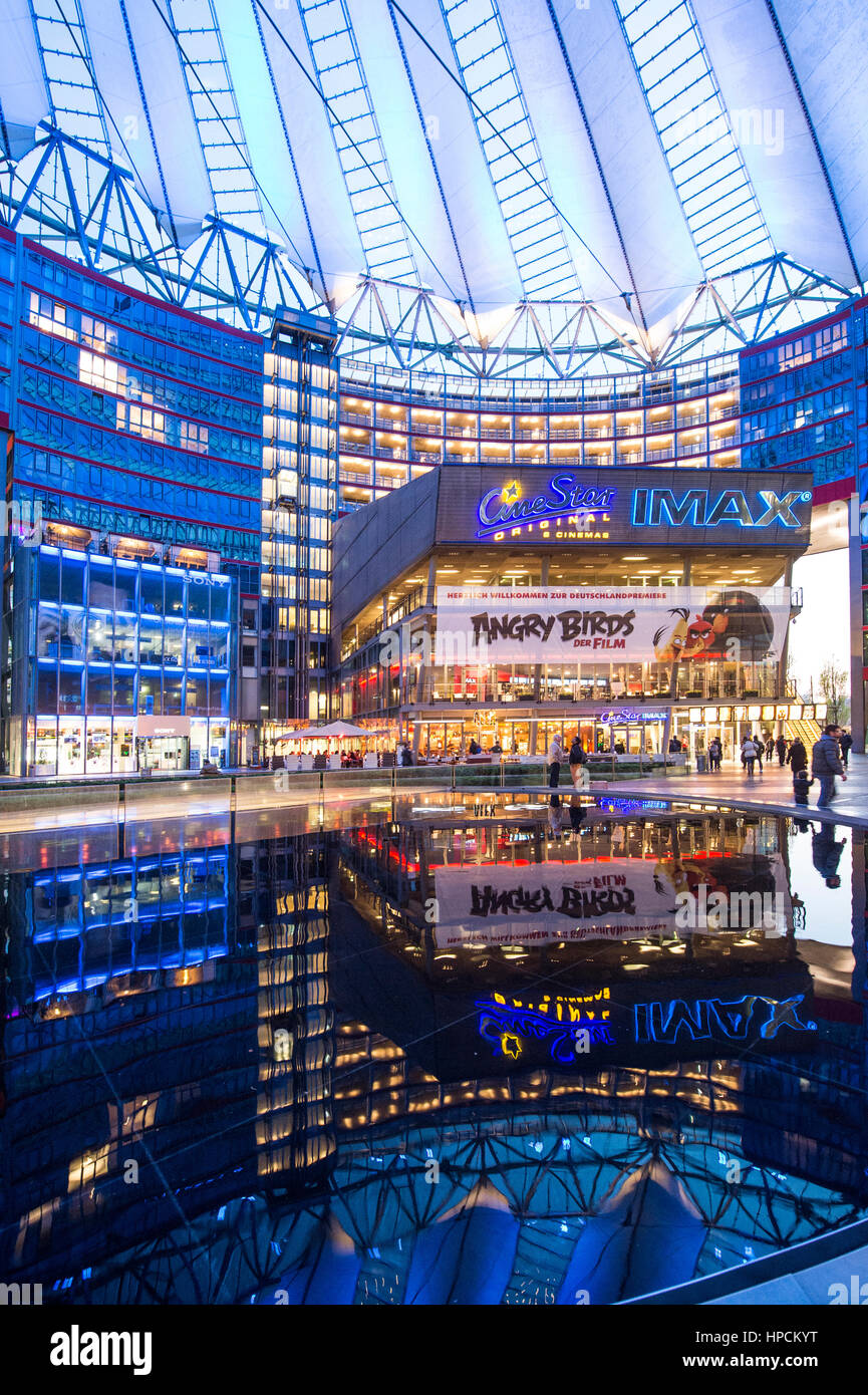 Deutschland, Berlin, Potsdamer Platz, Sony Center Stockfoto