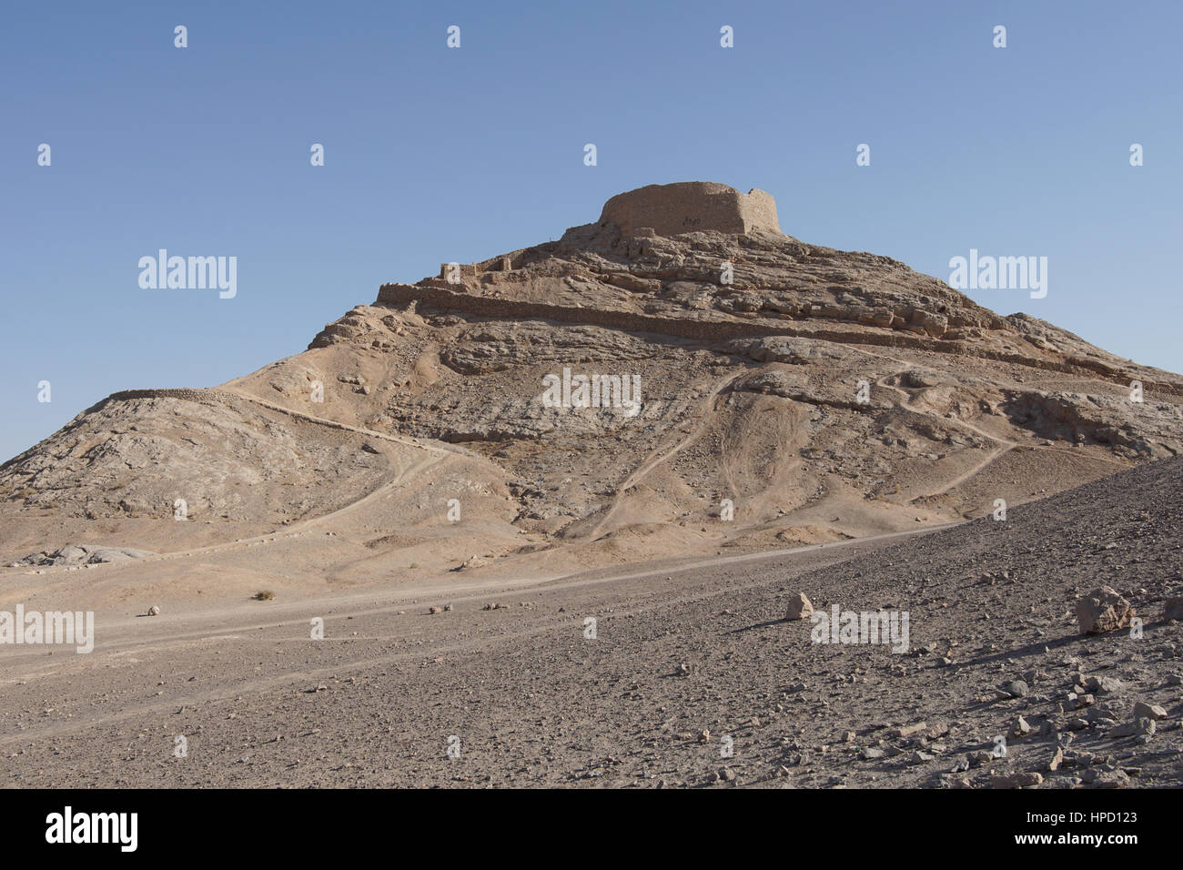 Turm des Schweigens in der Nähe von Yazd, Iran, Asien Stockfoto