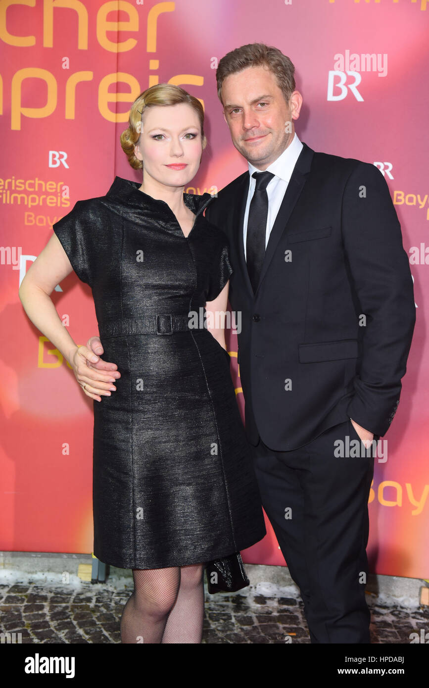 Bayerischer Filmpreis 2017 im Prinzregententheater mit: Sebastian Bezzel, Ehefrau Johanna Christine Gehlen wo: München bei: Kredit-20. Januar 2017: Cinamon Red/WENN.com Stockfoto