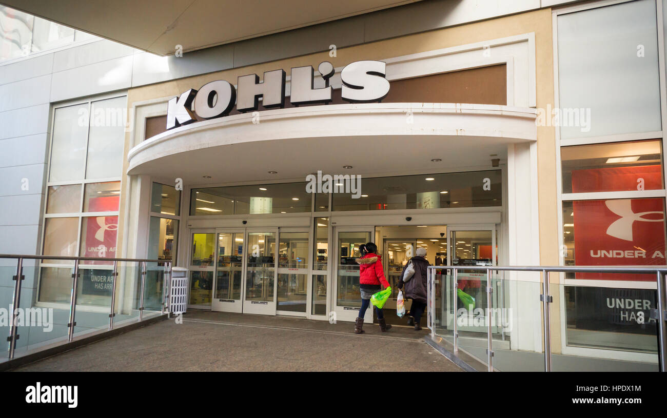 Kohls Kaufhaus in der Rego Center Mall in Queens in New York am Samstag, 18. Februar 2017, 2017. Kohls wird voraussichtlich am 23. Februar seinen vierten Quartal das Ergebnis melden.  (© Richard B. Levine) Stockfoto