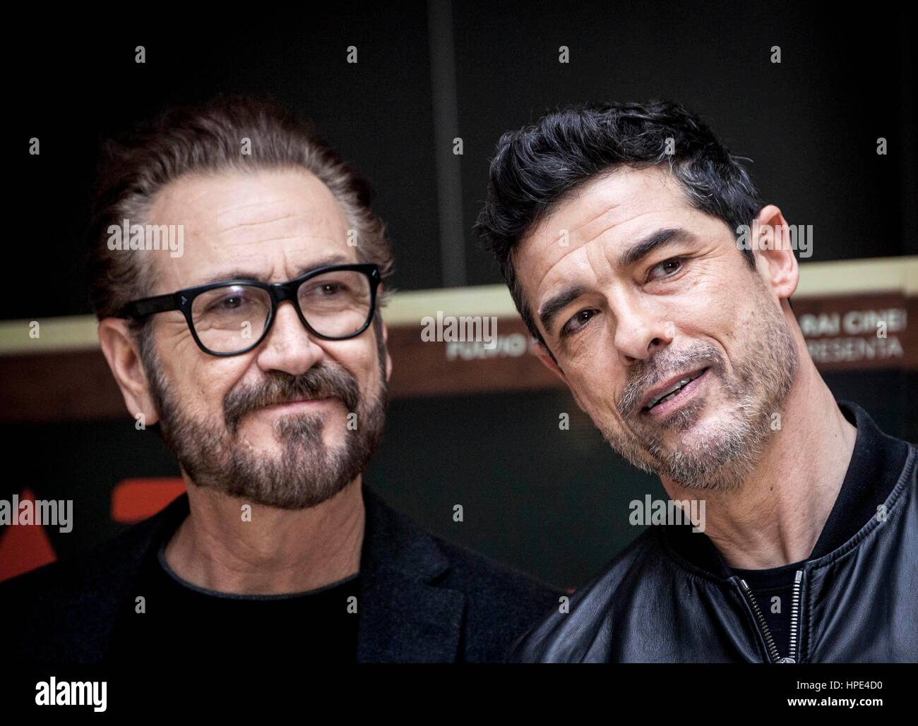 Italien Rom 20 Februar 2017 Schauspieler Marco Giallini Und Alessandro Gassman Bei Dem Fototermin Des Italienischen Films Beata Ignoranza Foto C Raffael Stockfotografie Alamy