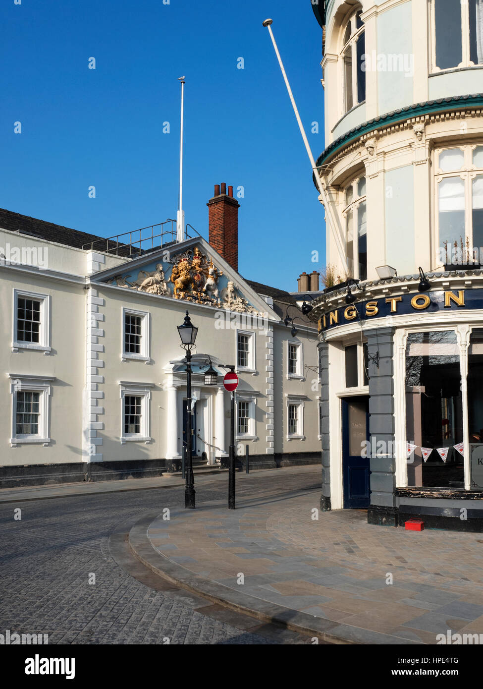 Trinity House und der Kingston-Pub in der Altstadt Rumpf Yorkshire England Stockfoto