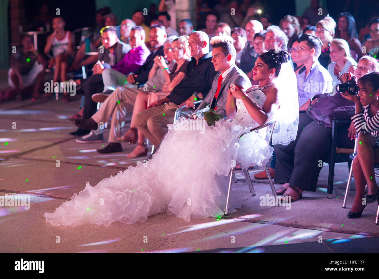 Hochzeit Zeremonie des kubanischen Transgender-Frau Malu Cano, ein Transgender Rechte eintreten, war, dass bei Transgender pädagogische & Interessenvertretung weeke Stockfoto