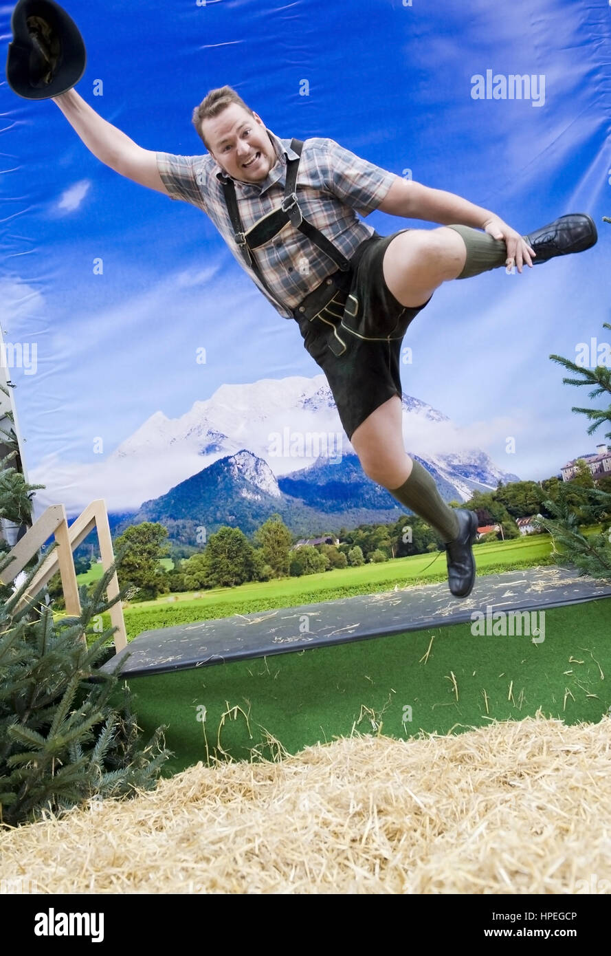 Model Release, Springender Steirer in Tracht, Aufsteirern 2009