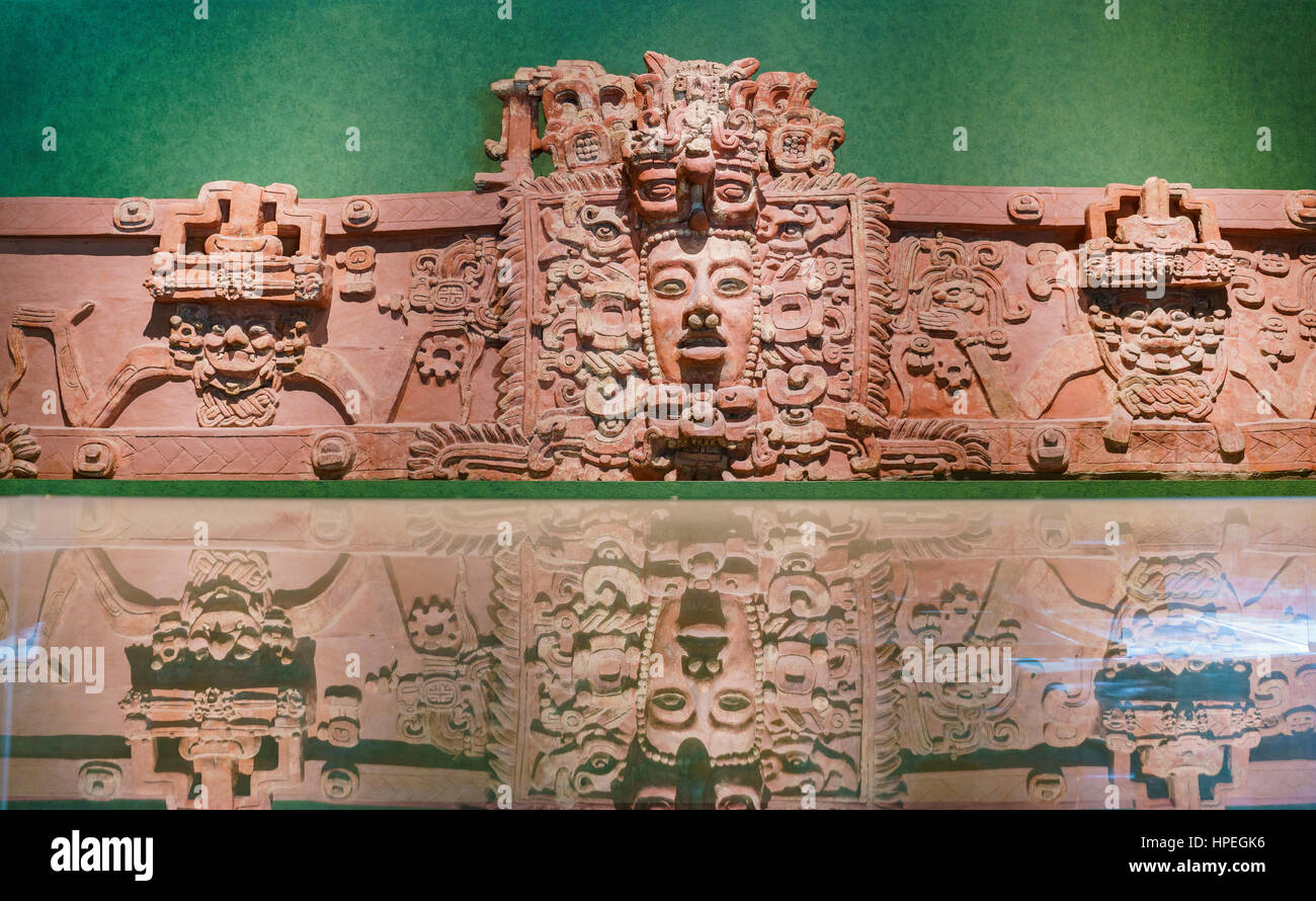 Mexiko-Stadt, FEB 16: Schöne Exhbit in das National Museum of Anthropology (Museo Nacional de Antropologia, MNA) am 16. Februar 2017 in Mexiko-Stadt Stockfoto