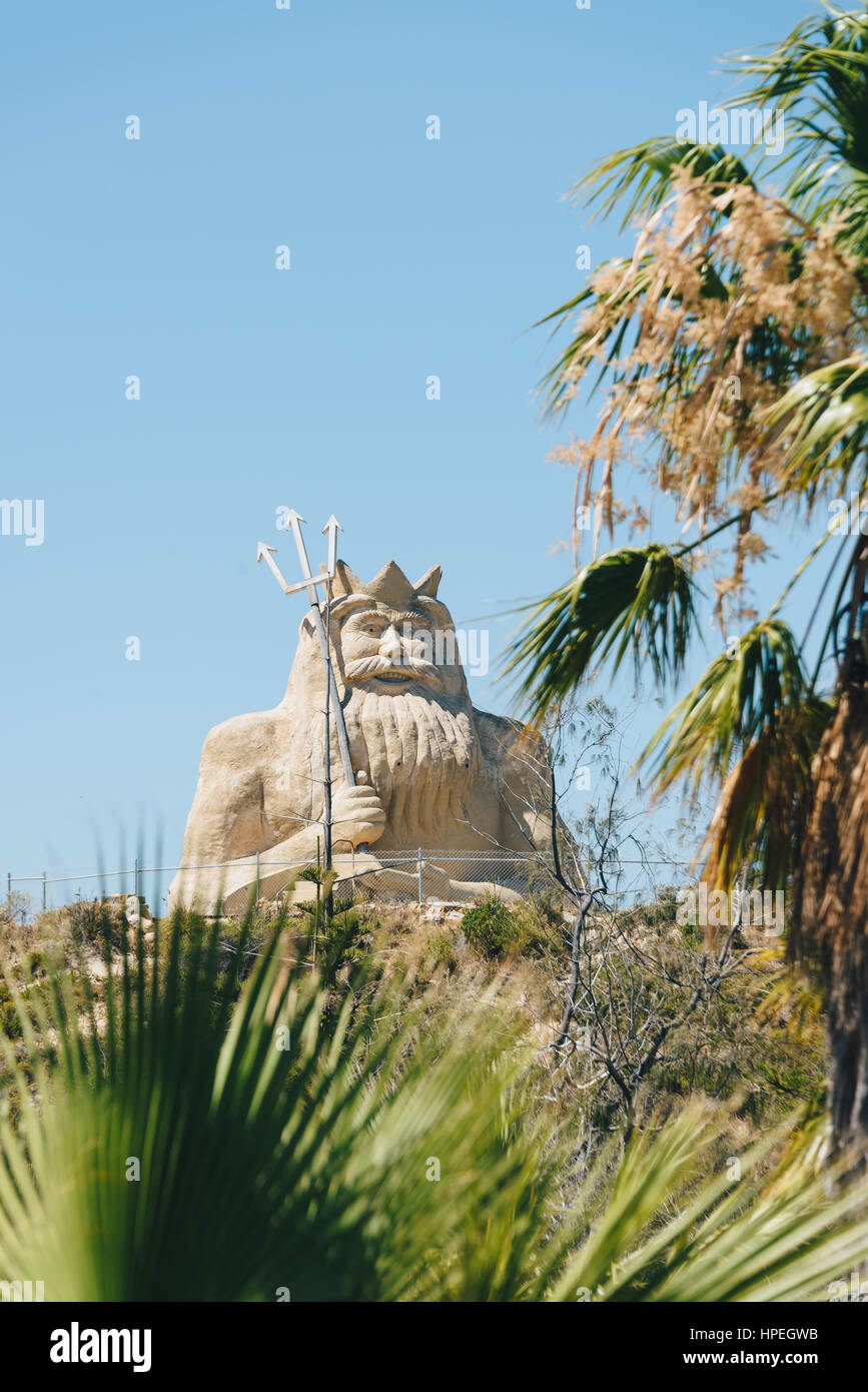 Der King Neptune Statue auf dem verlassenen Atlantis marine Park in zwei Felsen, Perth Stockfoto