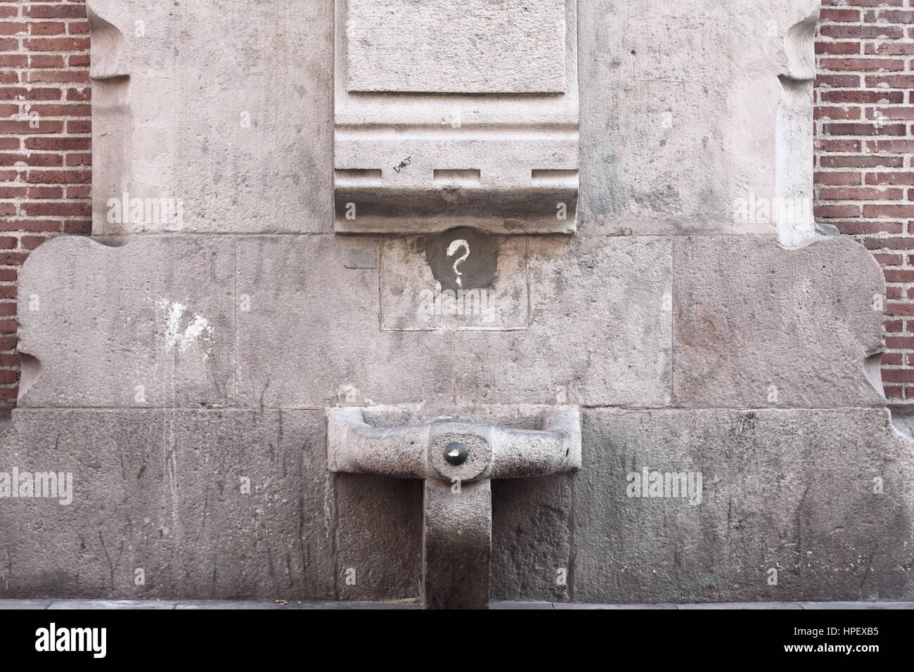öffentliche Brunnen ohne tippen in Barcelona Stockfoto