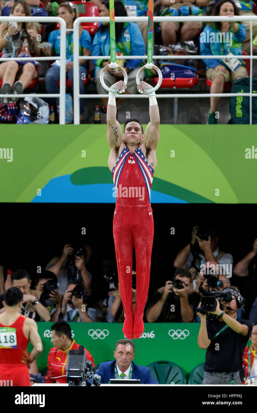 Rio De Janeiro, Brasilien. 8. August 2016 führt Alexander Naddour (USA) auf den Ringen während künstlerische Herrenmannschaft Finale bei den Olympischen Sommerspielen 2016 Stockfoto