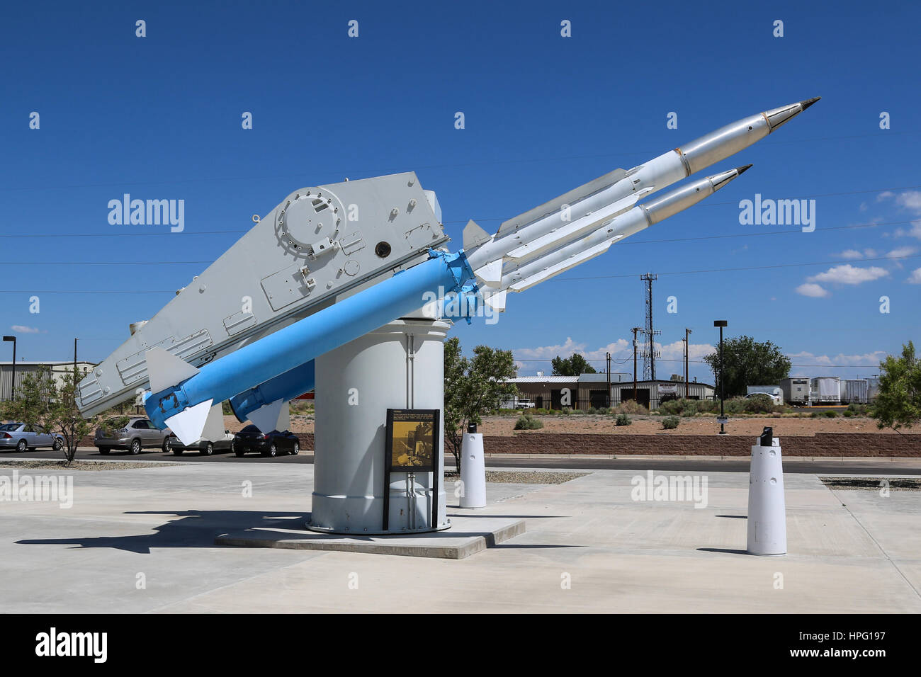 Inertes gekippt, Marine, Terrier Raketen auf Launcher im National Museum of Nuclear Science & Geschichte Stockfoto
