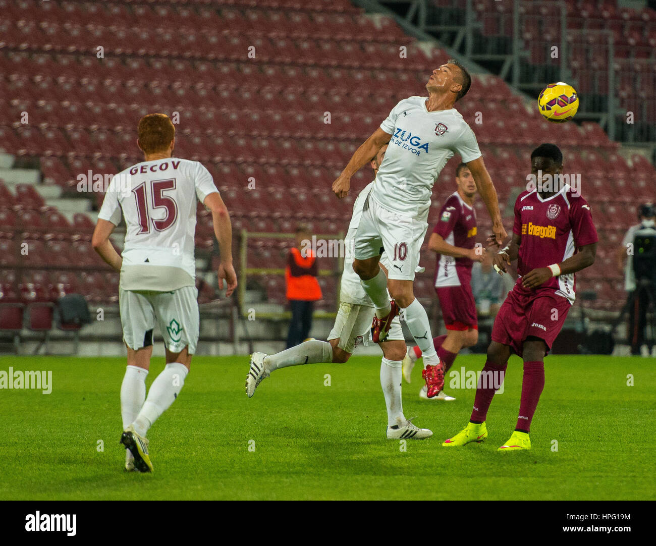 25. Mai 2015: Daniel Pancu #10 von Rapid Bukarest in Aktion während des Spiels die Liga I Fußball Rumänien zwischen CFR Cluj ROU und FC Rapid Bukarest ROU an Dr. Constantin Radulescu Stadium, Cluj-Napoca, Rumänien ROU. Foto: Sergiu Poputa Stockfoto