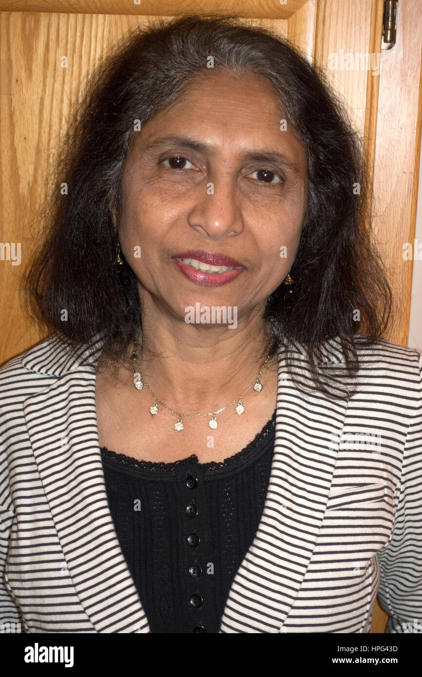 Attraktiven und produktiven pensionierter Buchhalter, indische Frauen in Indien und USA Bürger geboren. Champlin Minnesota 1 USA Stockfoto