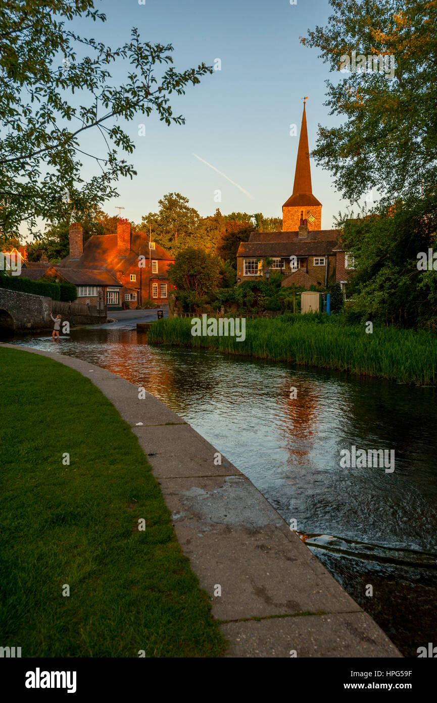 Der Fluß Darent an Eynesford Kent Stockfoto