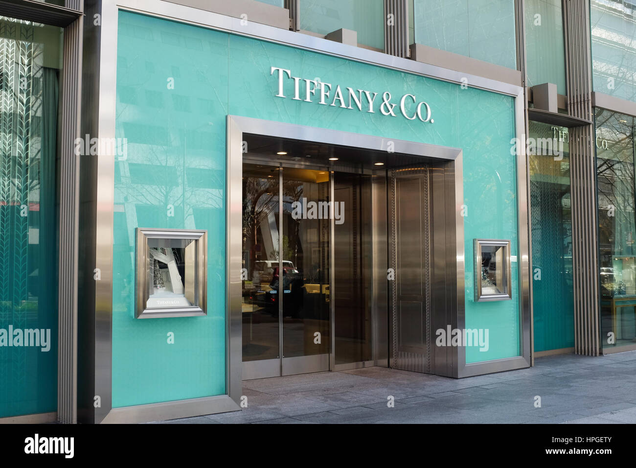 Ein Tiffany-Geschäft in Osaka, Japan. Stockfoto
