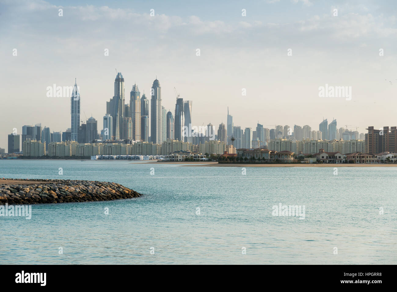 Blick auf die Dubai Marina von Palm island Stockfoto