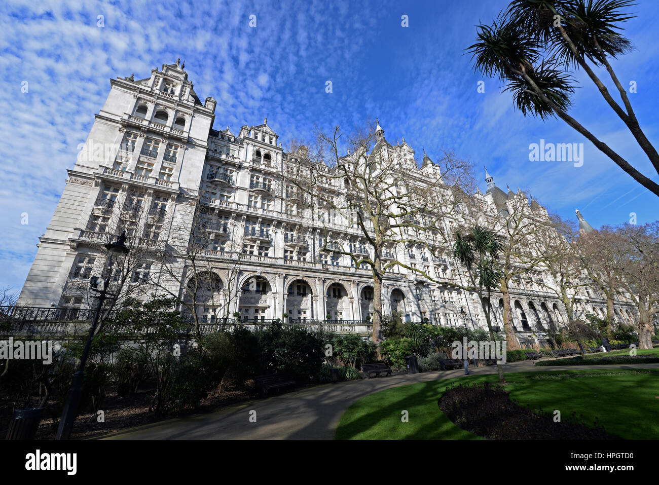 Royal Horseguards Hotel, Whitehall Court in London, Großbritannien, am Victoria Embankment. Betrieben von Guoman Hotels, Tochtergesellschaft von Thistle Hotels Stockfoto