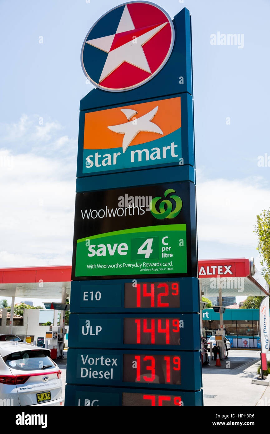 Australische Tankstelle Kraftstoff betriebenen Caltex mit Sterne Mart Supermarkt, Sydney, Australien Stockfoto