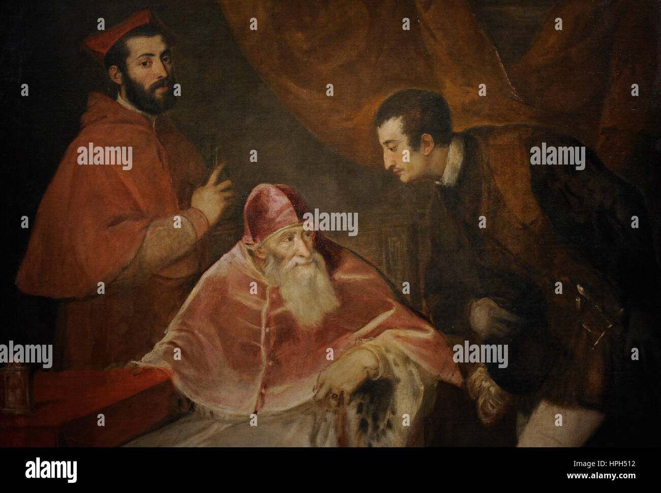 Tizian (1489/1490-1576). Italienischer Maler. Papst Paul III. und seine Enkel, 1545-1546. Detail. Farnese-Sammlung. Nationales Museum von Capodimonte. Neapel. Italien. Stockfoto
