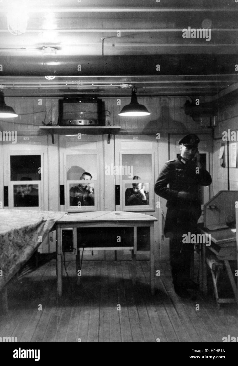 Die NSPropagandaBild zeigt Soldaten der deutschen Wehrmacht am eine