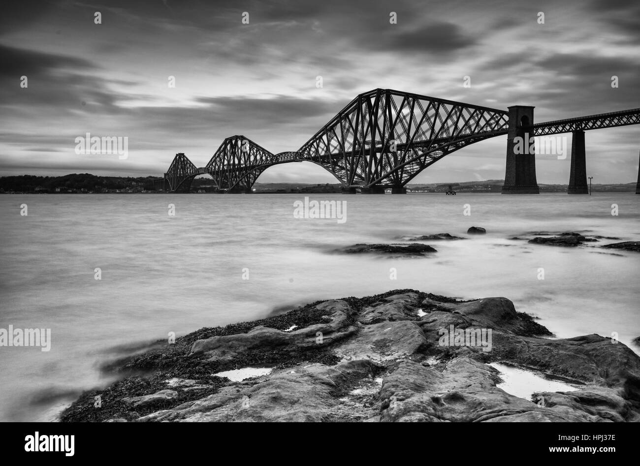 Die historischen Forth Rail Bridge in Schottland, Großbritannien Stockfoto