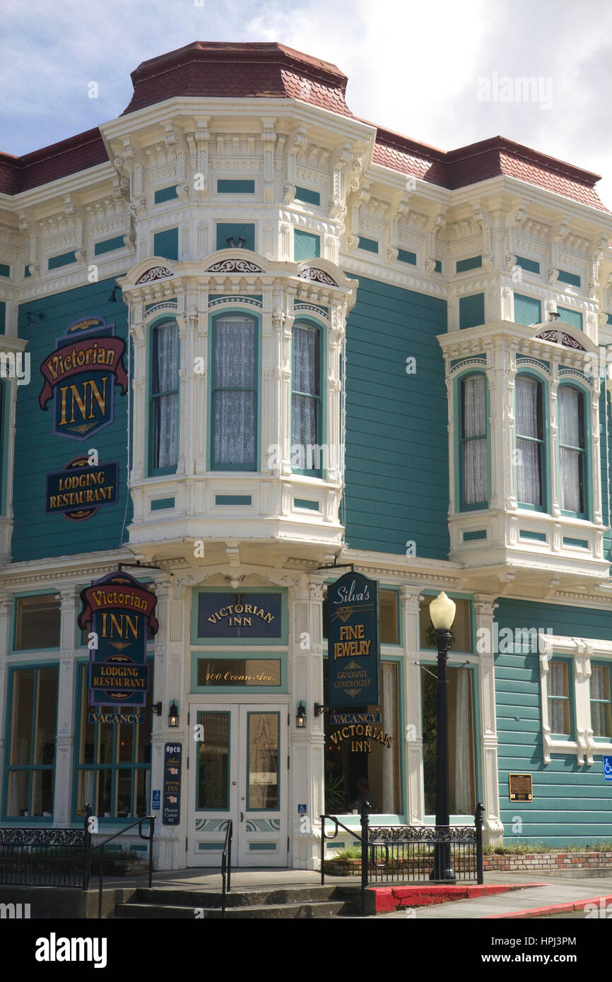 Viktorianische Architektur Schaufenster in Ferndale, Kalifornien, USA. Stockfoto