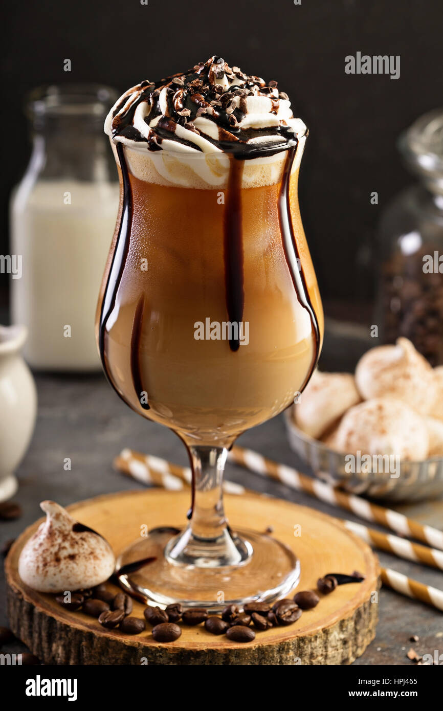 Eiskaffee Mit SahnehäUbchen - Rezepte Suchen
