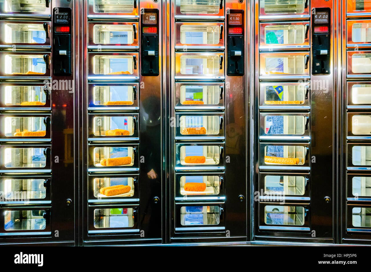 Autogeldmat-Automaten in Niederlande - beliebt für Verzicht auf warmes Essen snacks Stockfoto