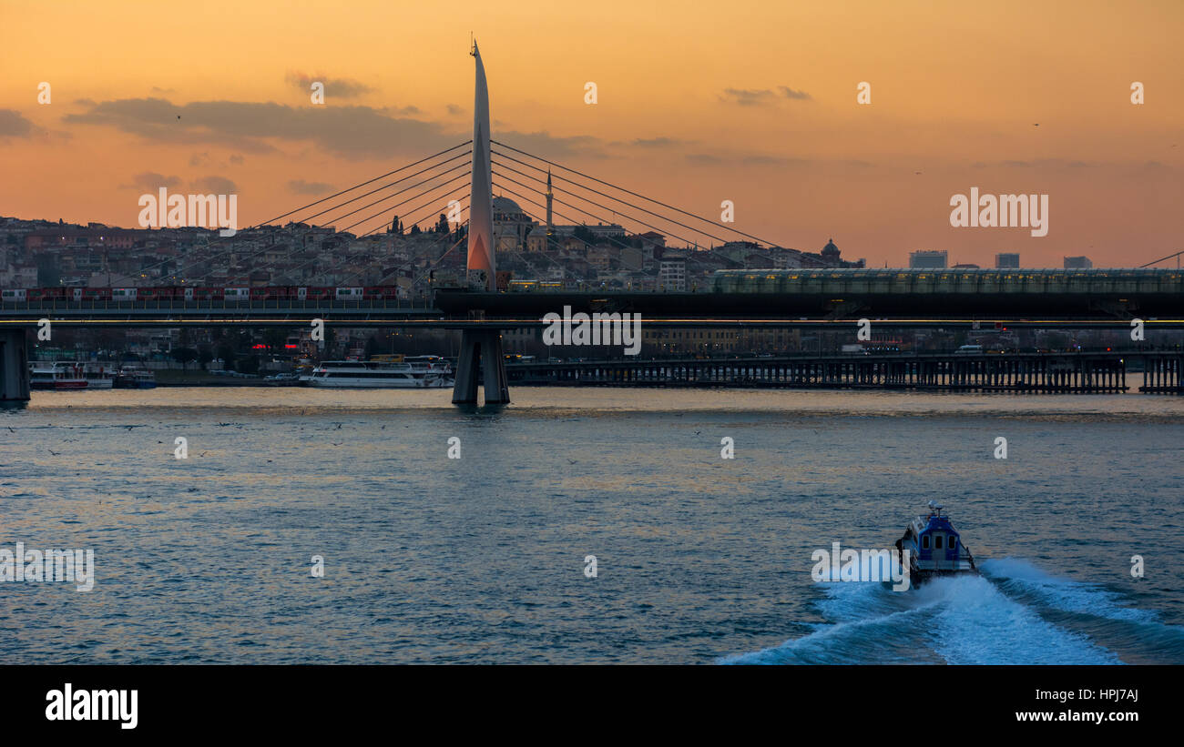 Blick vom Galata-Brücke in Istanbul Stockfoto