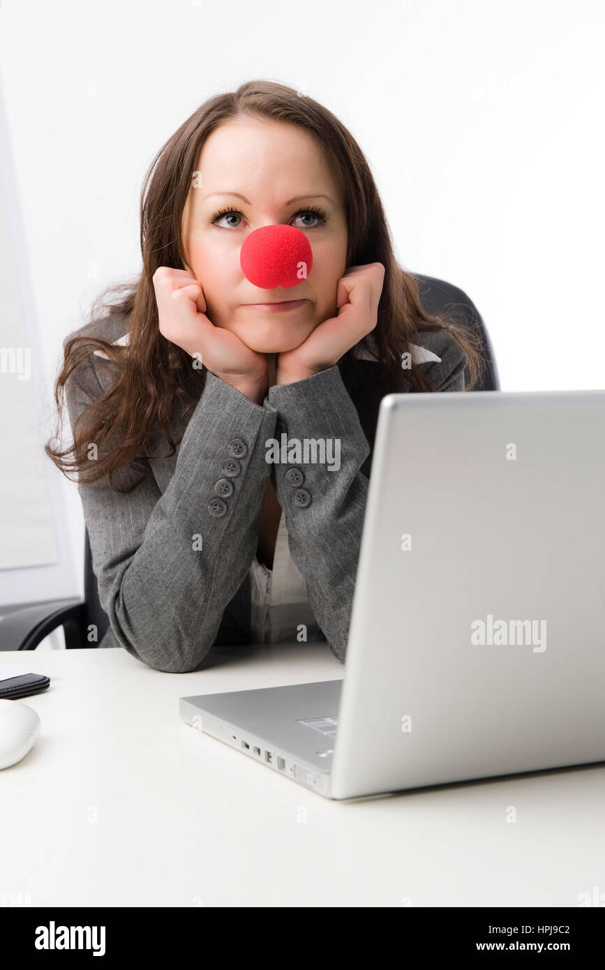Model Release, Geschaeftsfrau Mit Roter Clownnase - Business-Frau mit roten Nase Stockfoto