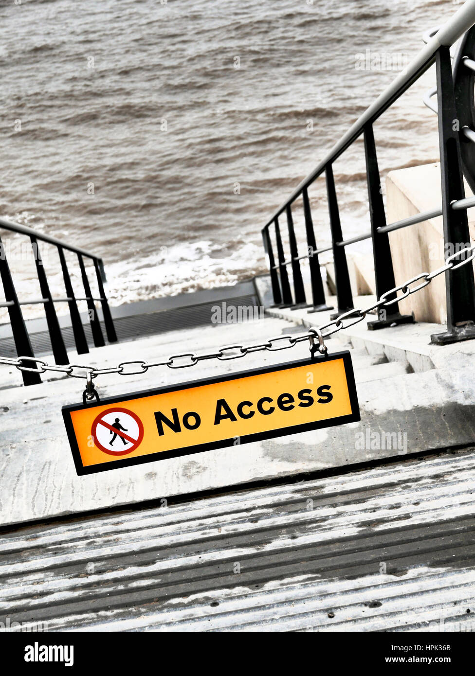 Kein Zugang zum Strand bei Flut Stockfoto