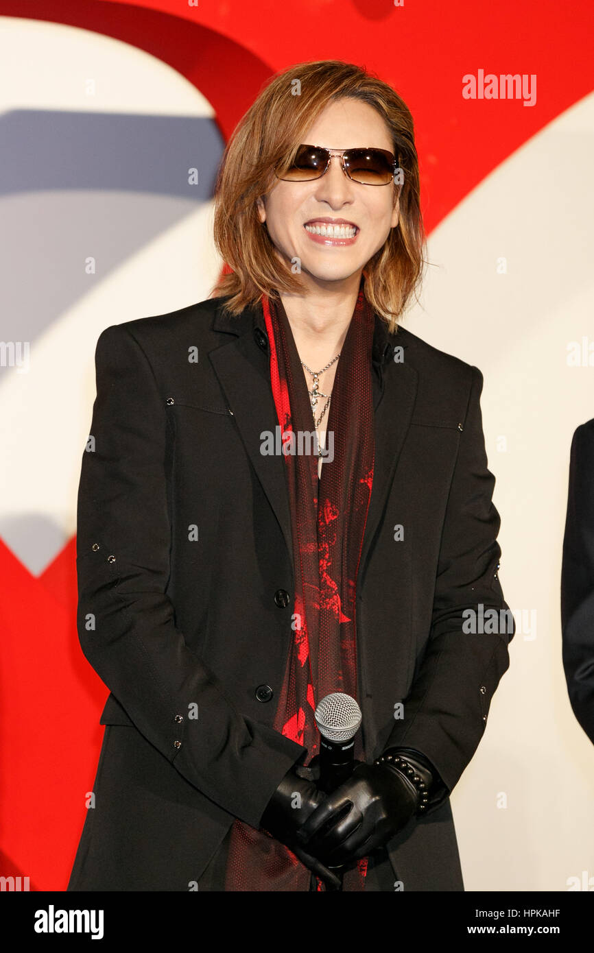 Japanischer Musiker Yoshiki von X JAPAN besucht eine Filmpremiere für den Film '' Wir sind X'' am 23. Februar 2017, Tokio, Japan. Gegründet in 1982, X Japan gehört zu den erfolgreichsten japanischen Heavy-Metal-Bands und der Film über ihre Karriere wird am 3. März veröffentlicht werden. Bildnachweis: Rodrigo Reyes Marin/AFLO/Alamy Live-Nachrichten Stockfoto