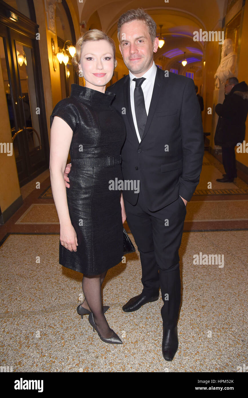 Bayerischer Filmpreis 2017 im Prinzregententheater Featuring: Sebastian Bezzel Mit Ehefrau Johanna Christine Gehlen Where: München, Deutschland: 20. Januar 2017 Credit: Cinnemon Red/WENN.com Stockfoto