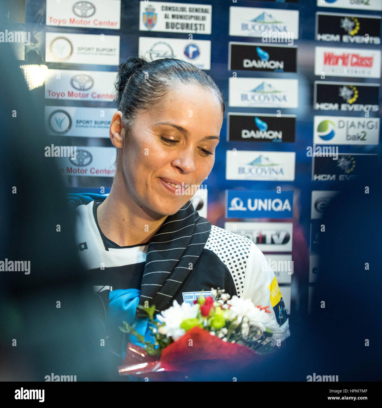 17. November 2015: Aurelia Bradeanu #15 von CSM Bukarest in Rumänien Frau Handball National League Spiel zwischen CSM Bukarest Vs HCM Baia Mare in Bukarest, Rumänien ROU Hall Polyvalent.   Foto: Cronos/Catalin Soare Stockfoto