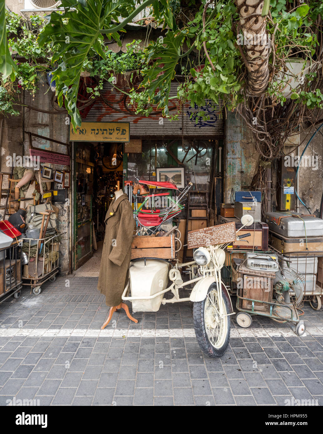 Israel, Tel Aviv-Yafo, Shuk Hapishpeshim Flohmarkt Stockfoto