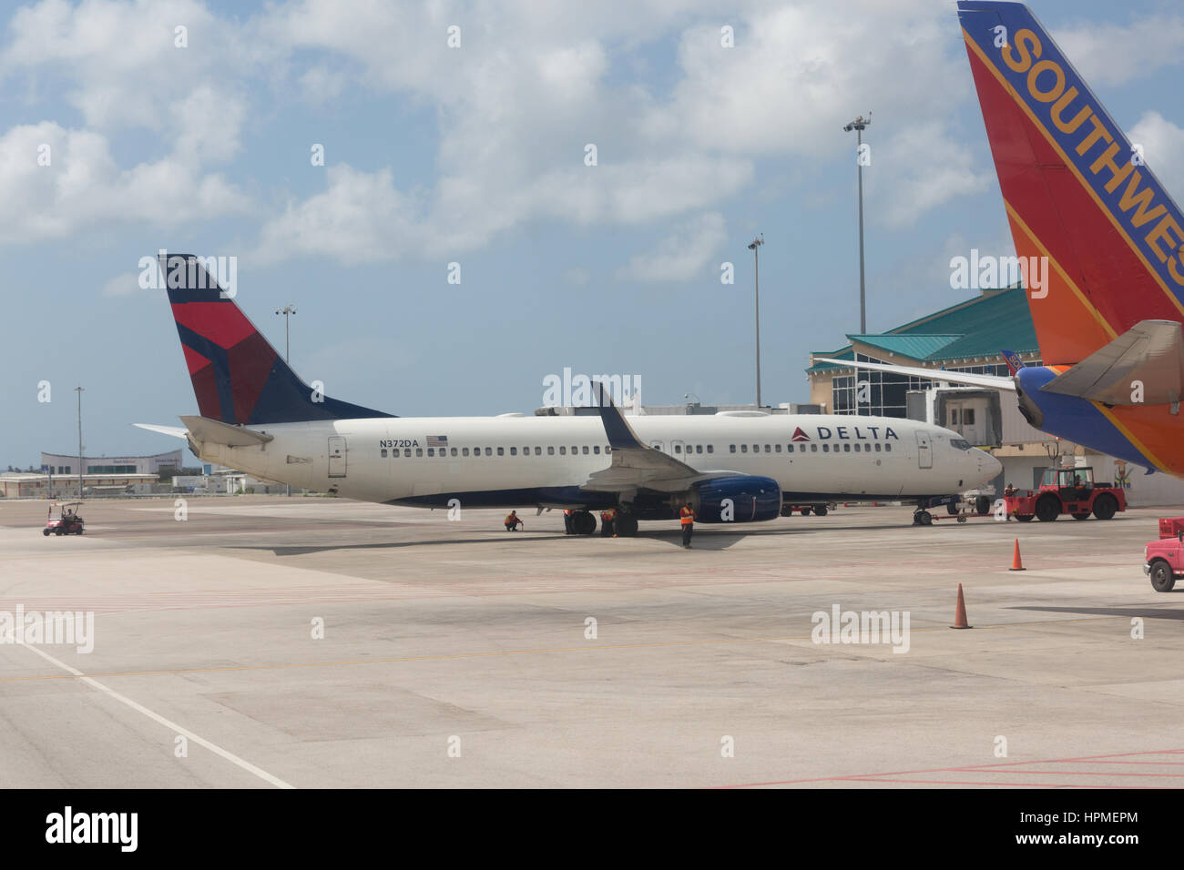 Delta Airlines Flugzeug am Flughafen von Aruba Stockfoto