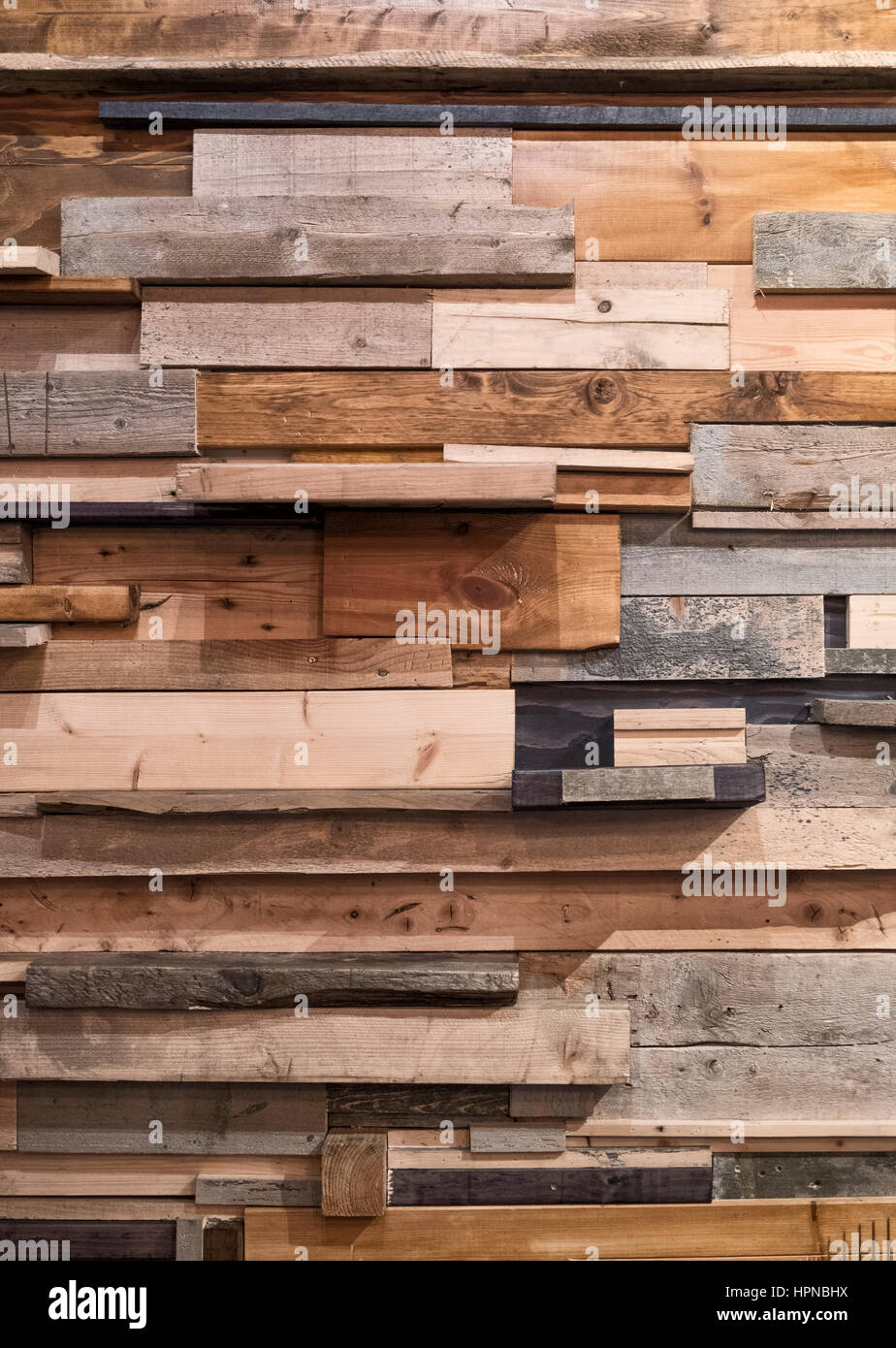 Hintergrund des aufgearbeiteten Holzes für eine moderne rustikale Optik Stockfoto