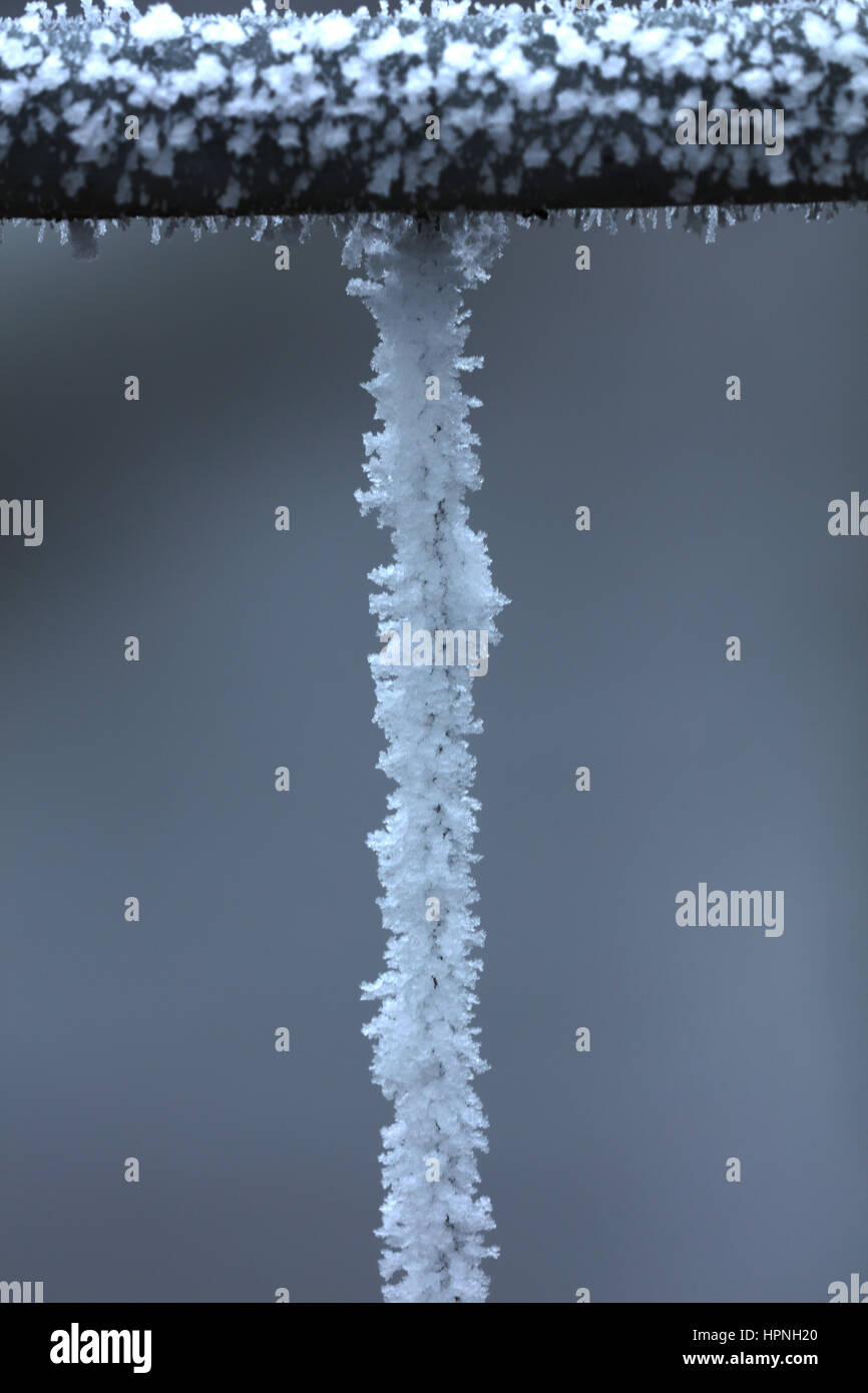 Zaun Mit Eis bedeckt Stockfoto