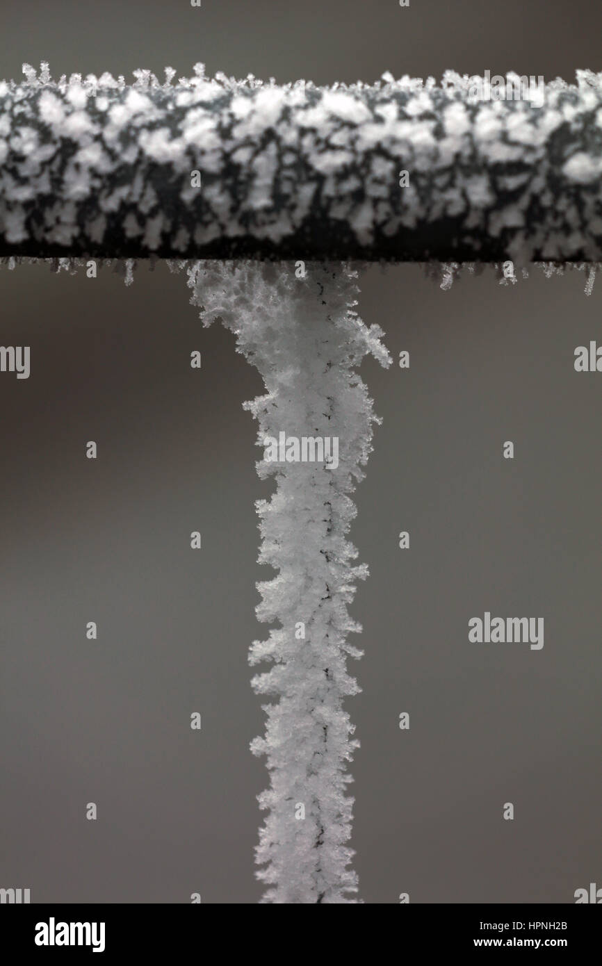 Zaun Mit Eis bedeckt Stockfoto