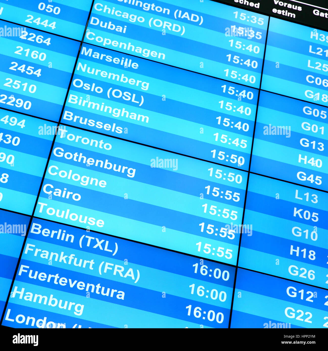 Moderne Flug Info Tafel In Einem Flughafen Nahaufnahme Stockfoto