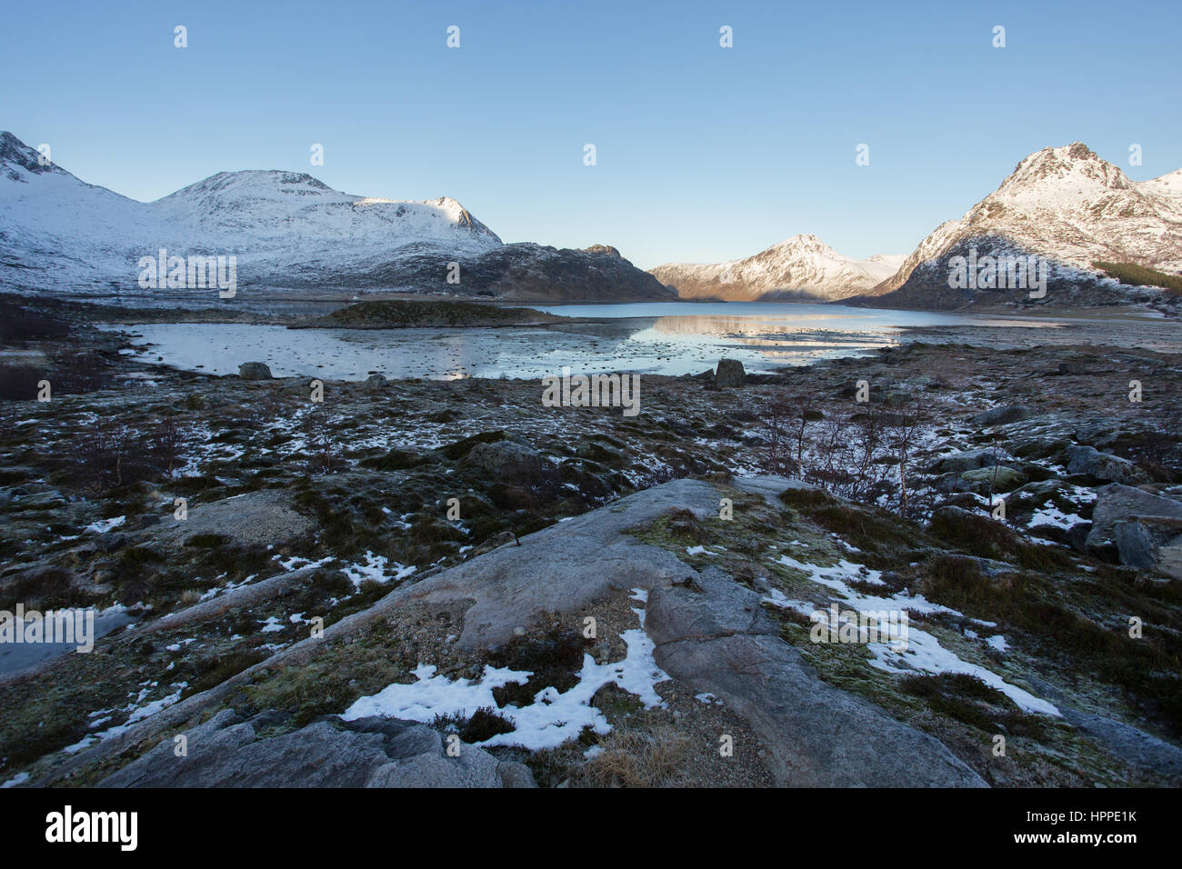 Flakstadoya Küste, Lofoten Inseln, Norwegen, Europa Stockfoto