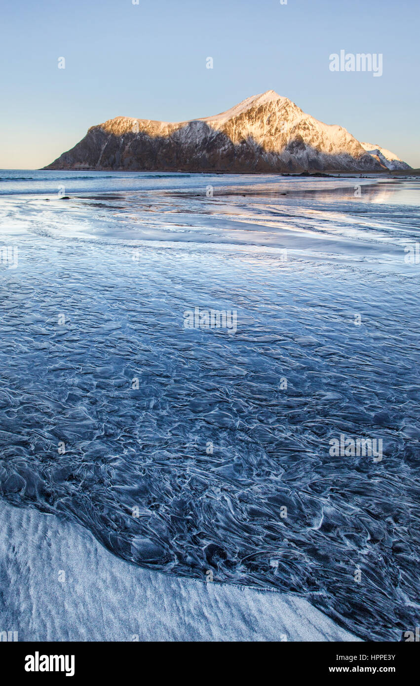 Flakstadoya Küste, Lofoten Inseln, Norwegen, Europa Stockfoto