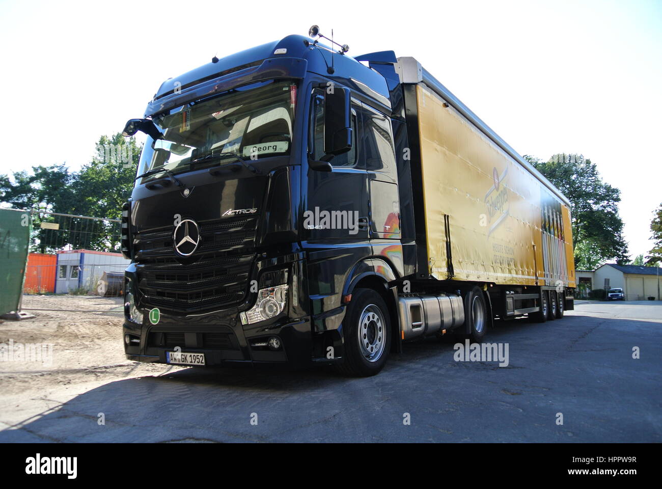 Mercedes Benz Actros 1845 Lkw Geparkt In Koblenz Deutschland Stockfotografie Alamy